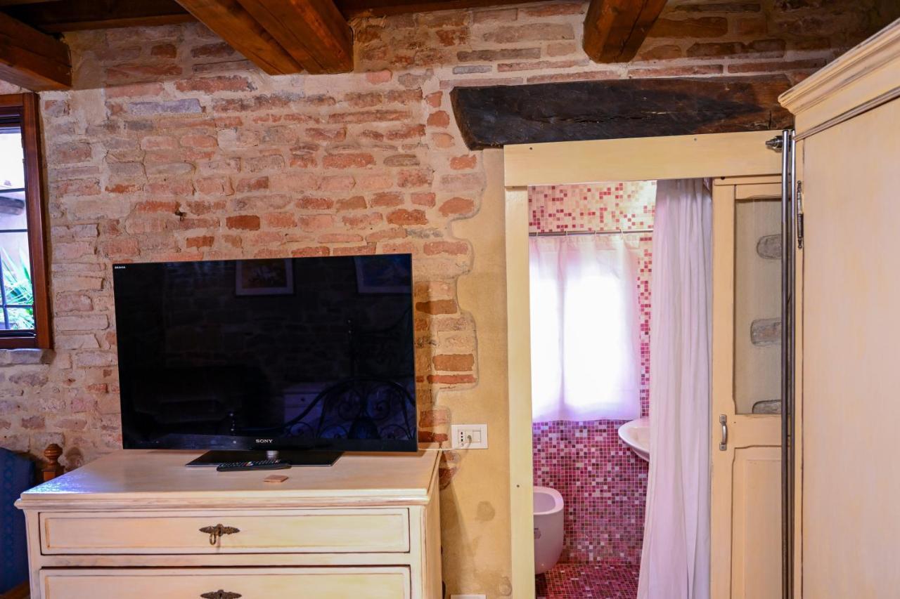 Villa Il Poggio à Mombaroccio Extérieur photo