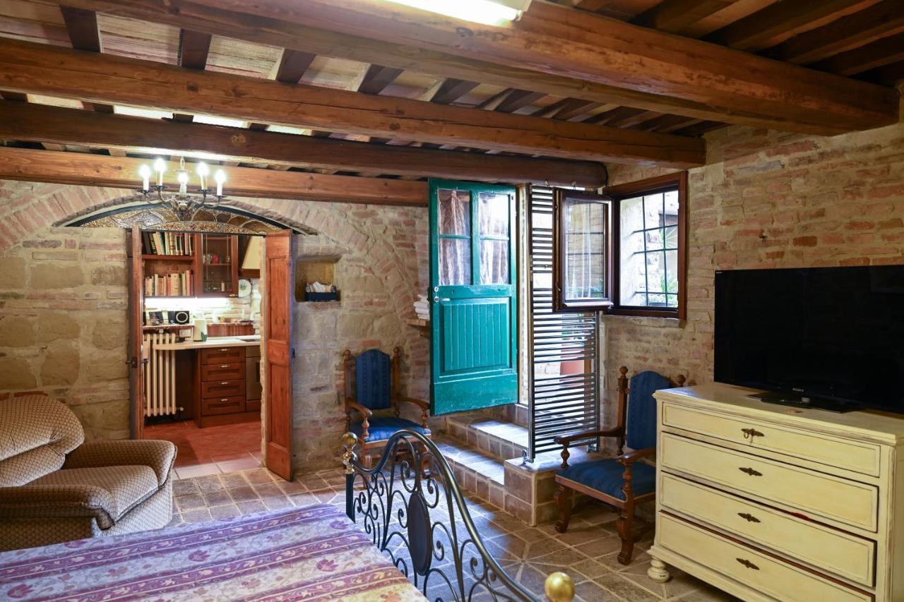 Villa Il Poggio à Mombaroccio Extérieur photo
